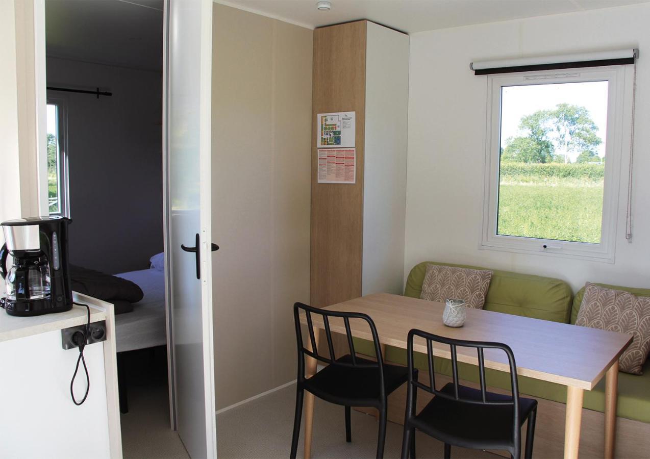 Camping Le Picard Tournieres 외부 사진
