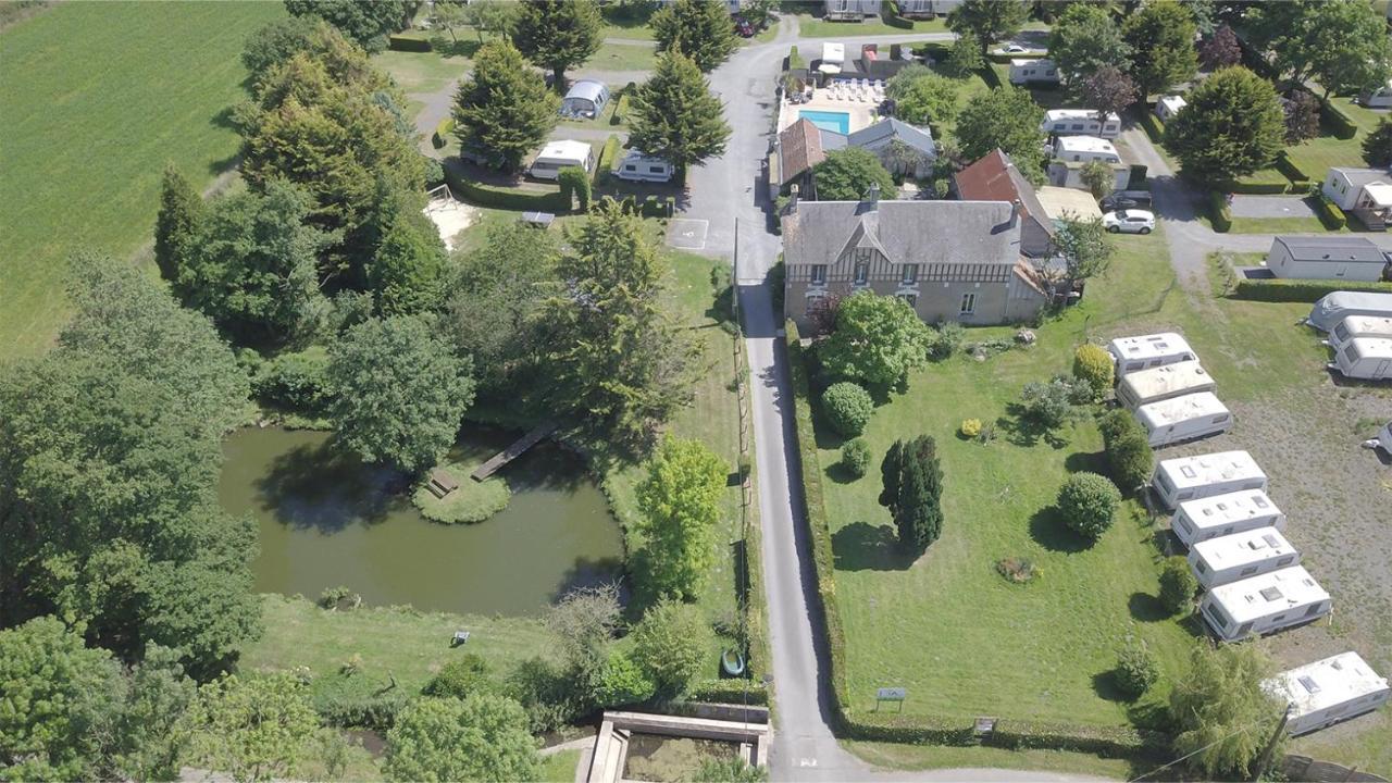 Camping Le Picard Tournieres 외부 사진