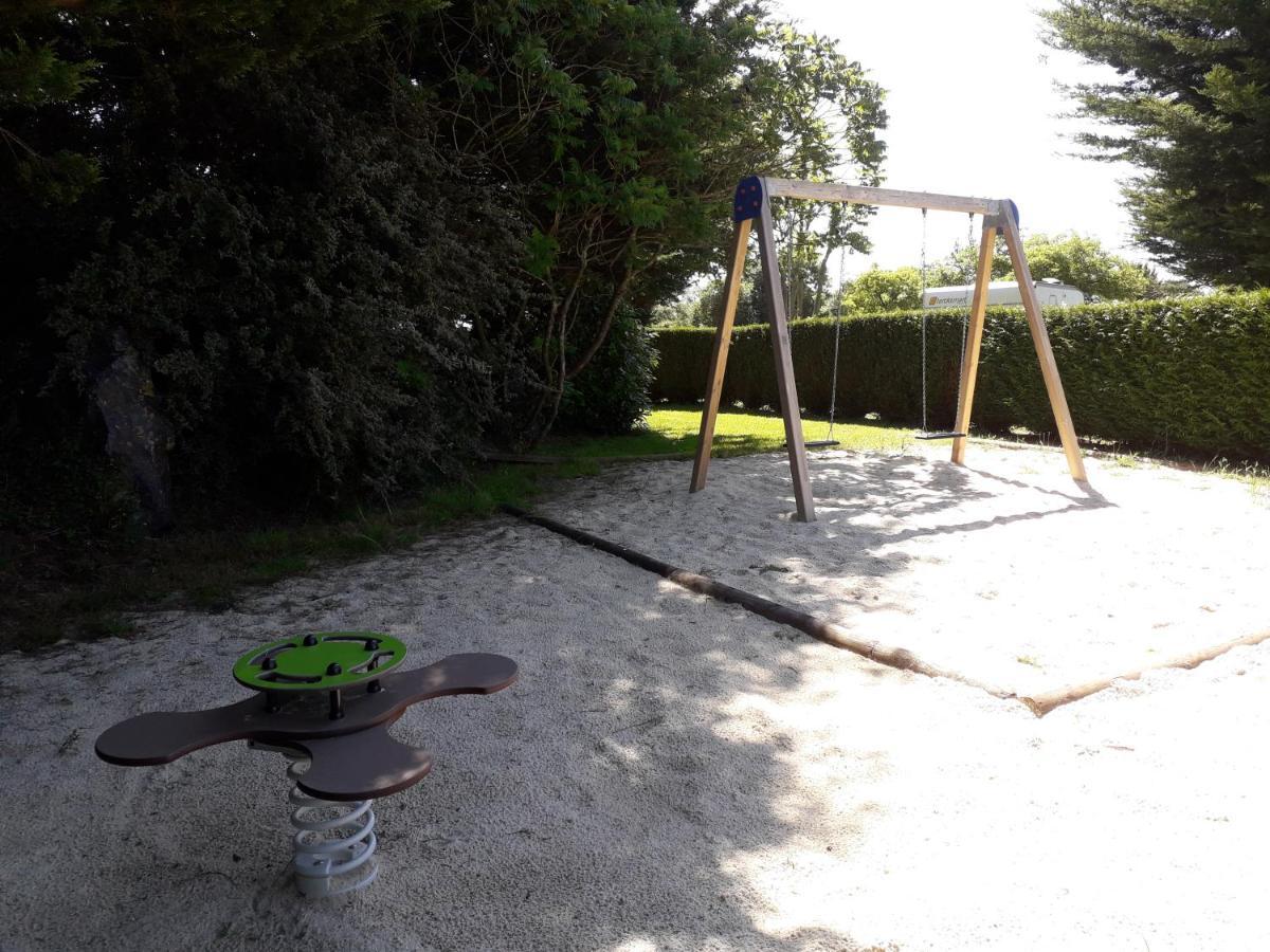 Camping Le Picard Tournieres 외부 사진
